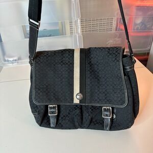 Coach Signature Black & Tan Voyager Messenger Buckled Shoulder Bag Blue Interior